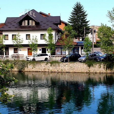 Holiday In بيهاتش المظهر الخارجي الصورة